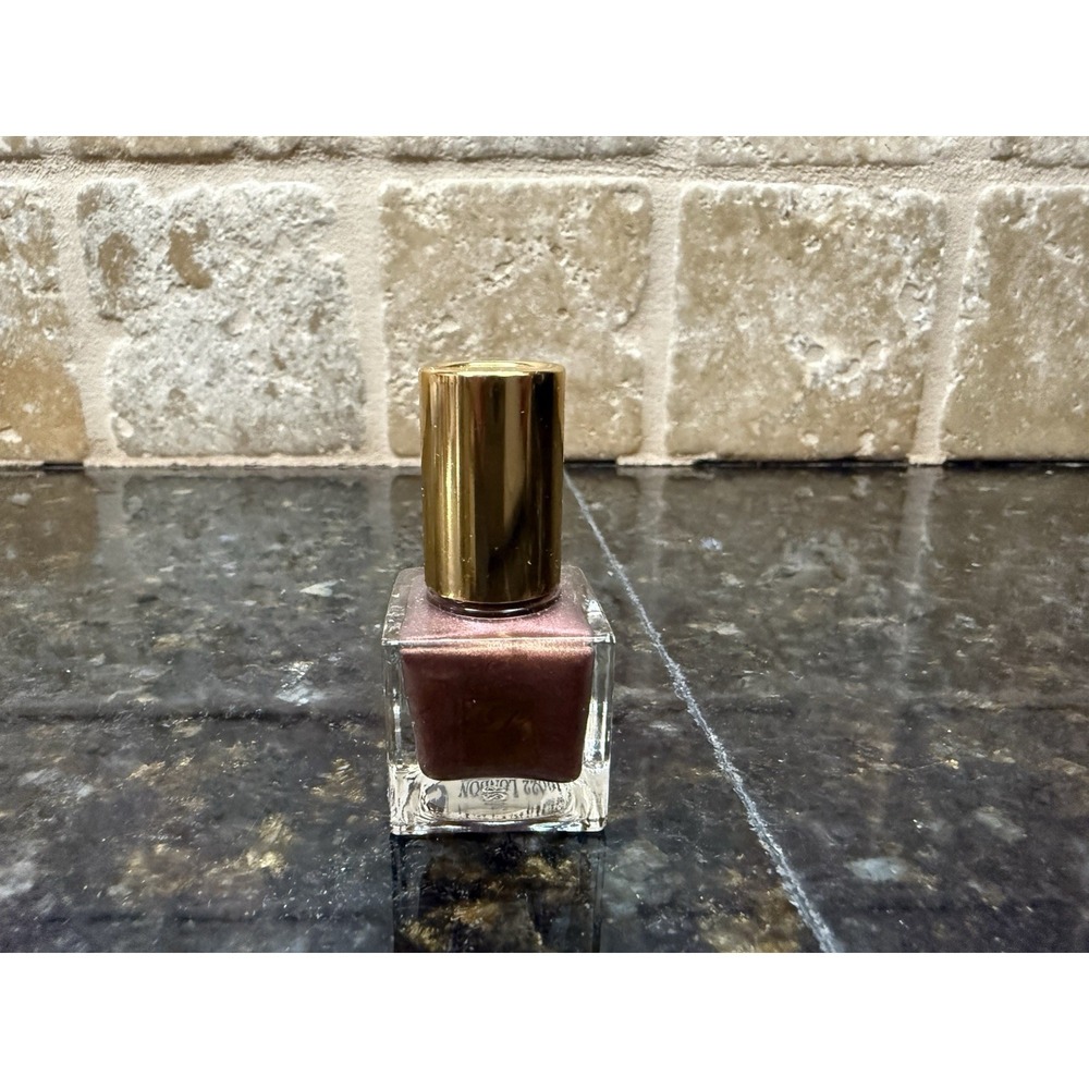 Estee Lauder Pure Color Nail Laquer Polish .17 Fl Oz 88 Amethyst Purple 5ml